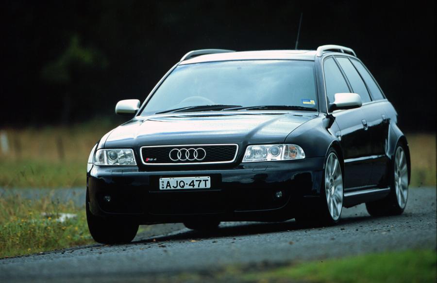  Audi RS4 Avant (B5,8D) 2000 года  (AU) (фото 5 из 6)